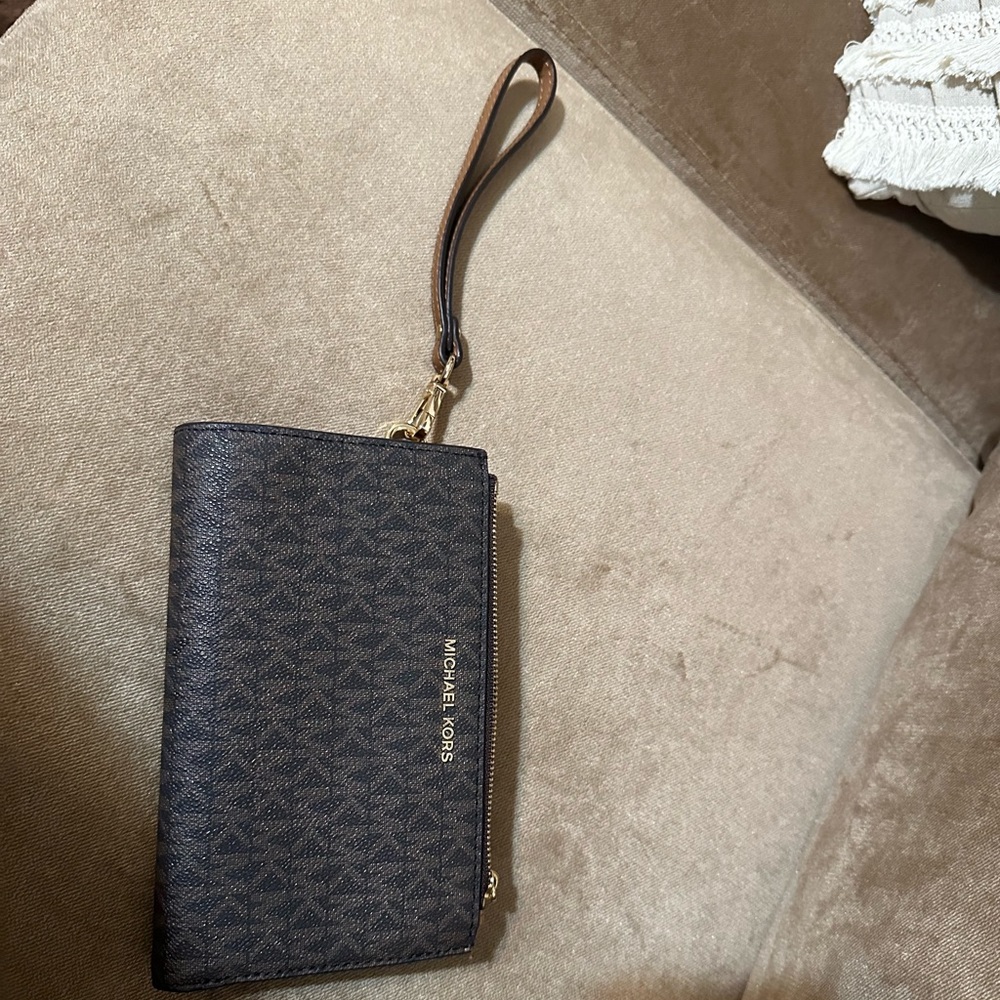 Michael Kors wallet